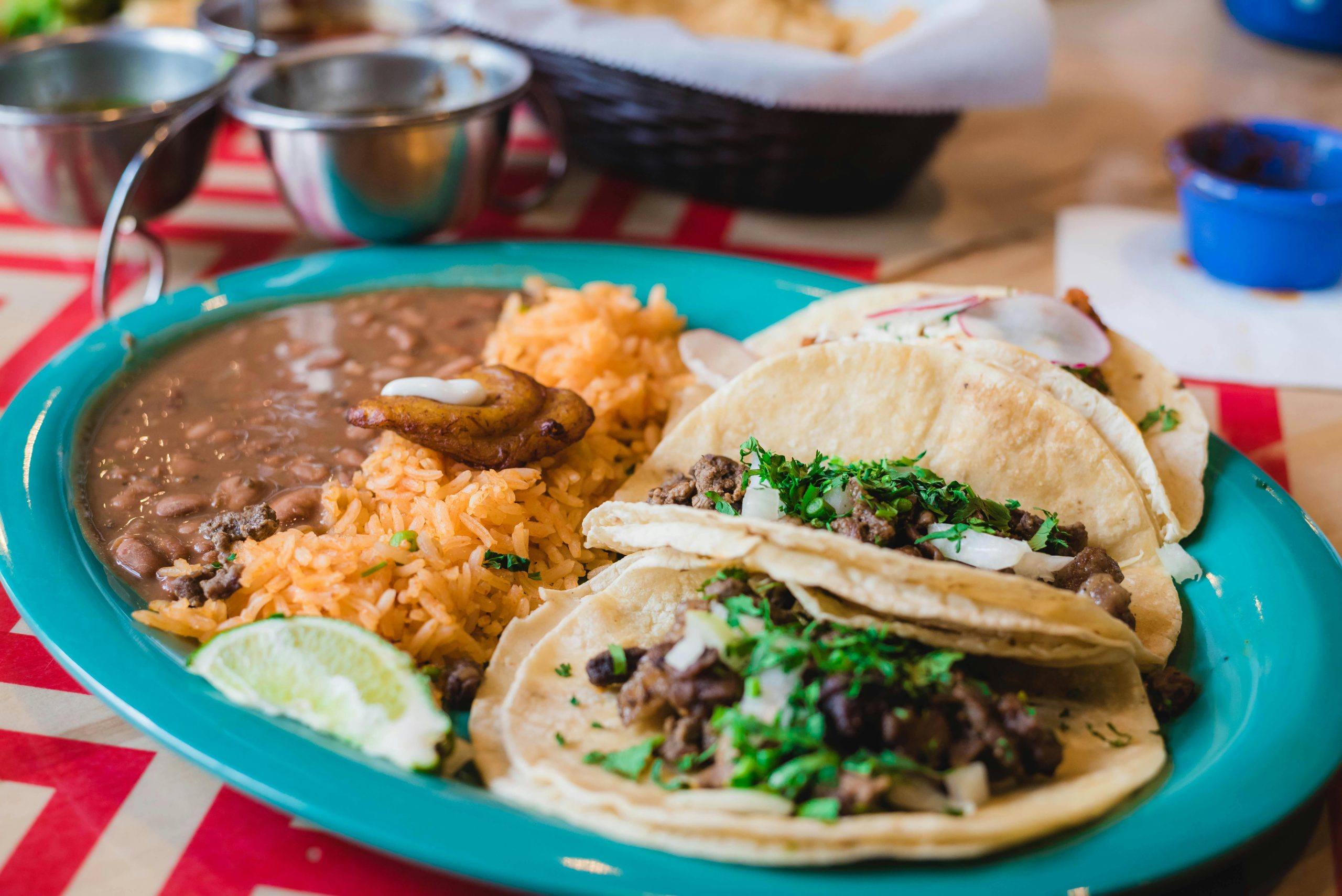 Afternoon Tea … Tacos with chickpeas, tomatoes and avocado